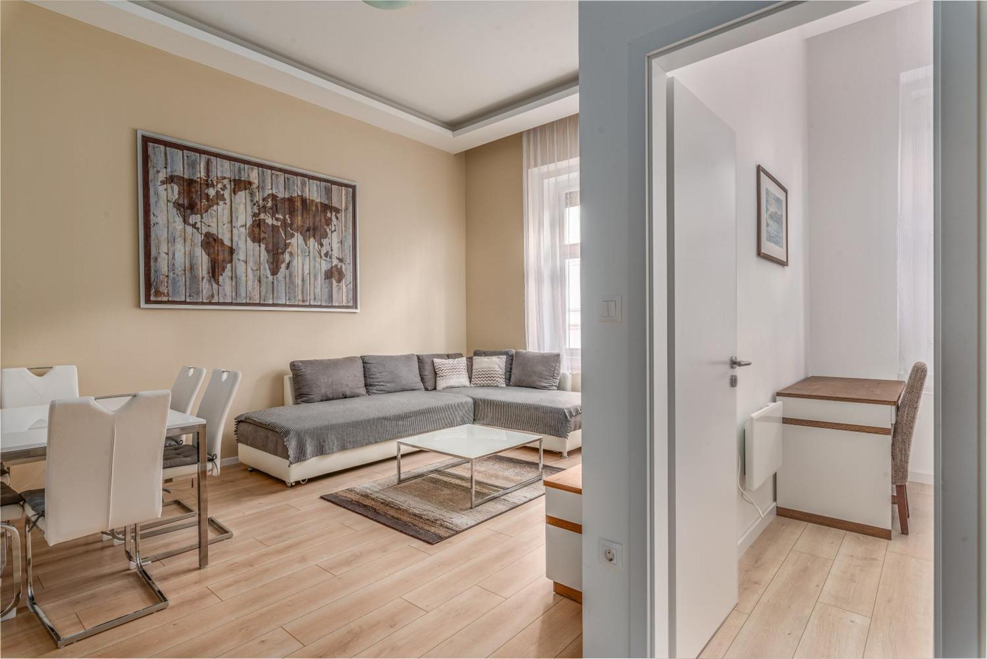 Apartment With 2 Bedrooms Near Gellert Thermal Bath บูดาเปสต์ ภายนอก รูปภาพ